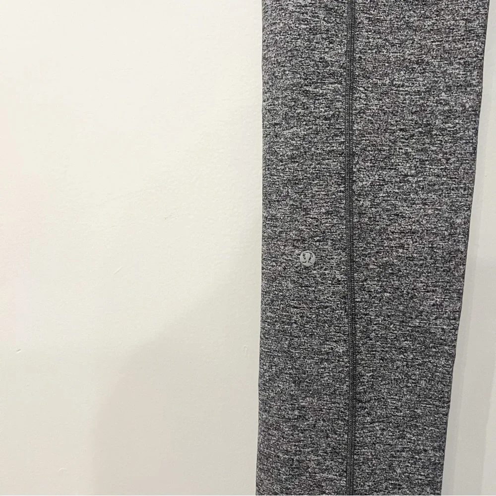 Lululemon Straight-Up Pant *Full-On Luon in Heathered Deep Coal